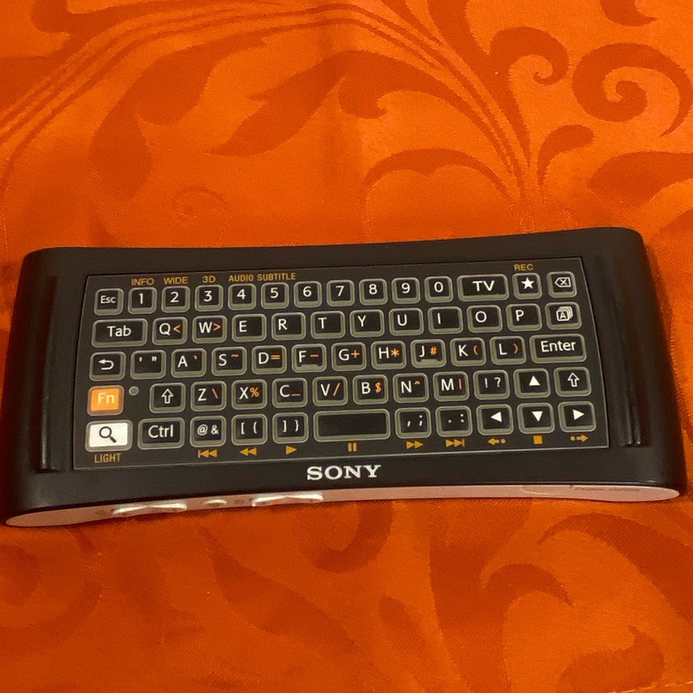 Sony TV Remote Control Model NSG-MR5U - Picture 5 of 7